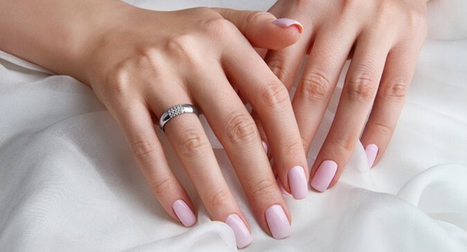 Für Verheiratete: man nannte Gründe dafür, warum es besser ist, den Ehering vom Finger nicht zu streifen