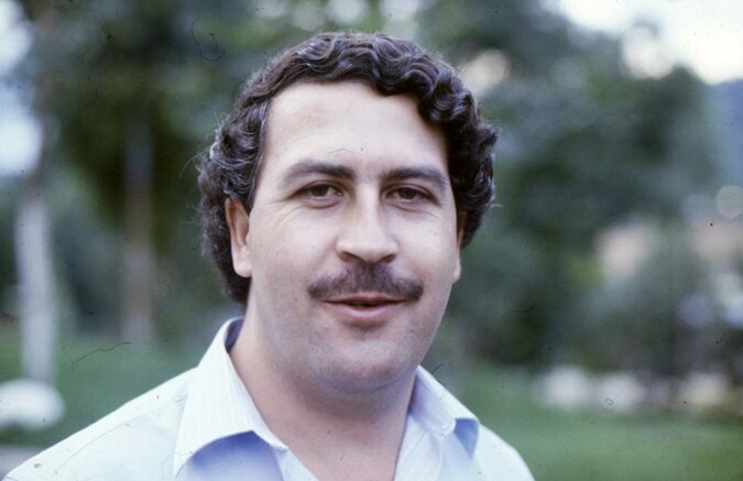 Pablo Escobars Neffe findet in einem der Häuser des Onkels 20 Millionen Dollar Bargeld in der Wand versteckt