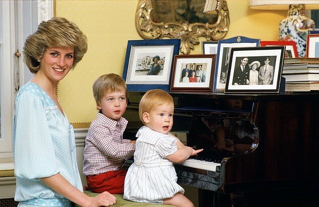 "Talentierte Pianistin": Prinzessin Diana spielte meisterhaft Klavier