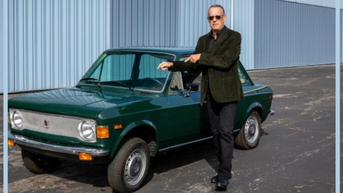 Tom Hanks mit seinem Fiat 128 aus dem Jahr 1975. Quelle: focus.com