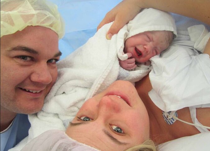 Trotz der Prognose von den Ärzten brachte eine Frau mit zwei Gebärmüttern vier Kinder zur Welt