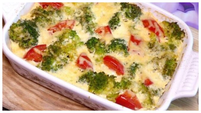 Hähnchen und Gemüse in Joghurt geschmort. Quelle: Instagram.сom