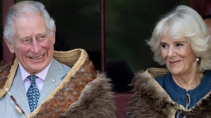 Prinzessin Camilla mit Prinz Charles. Quelle: hellomag.сom