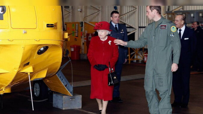 Prinz William und die Königin Elizabeth. Quelle: travelask