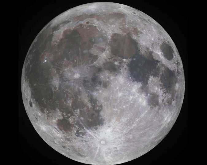 "Nachtbeobachtungen": Der Fotograf beobachtete den Mond lange und schaffte es, seine "Schwankungen" aufzunehmen