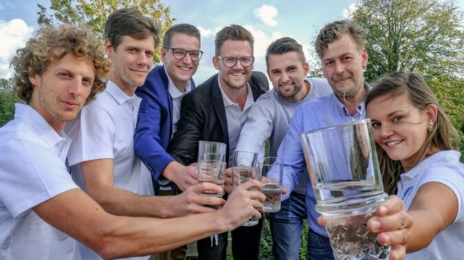 Ein Restaurant in Belgien gibt seinen Kunden Wasser aus der Toilette und alle sind glücklich
