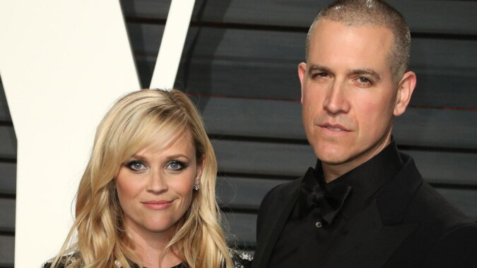Reese Witherspoon mit dem Ex-Ehemann. Quelle: focus.com