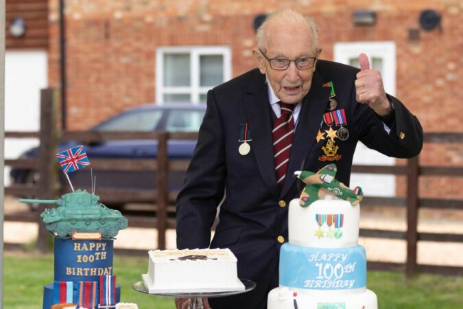 Ein Film über den 100-jährigen Veteran und Ritter von Großbritannien Thomas Moore wird gedreht: die Einzelheiten
