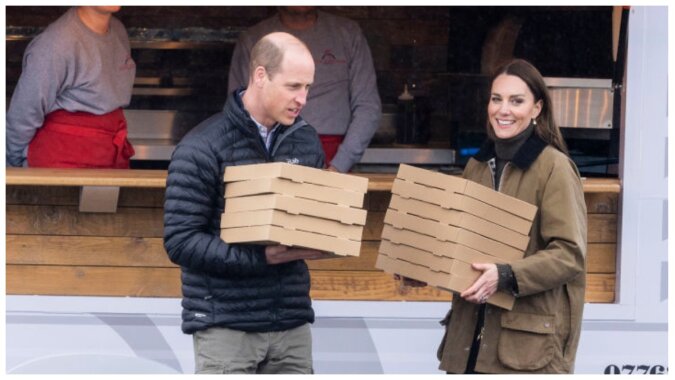 Kate Middleton und Prinz William kaufen Pizza. Quelle: Getty Images