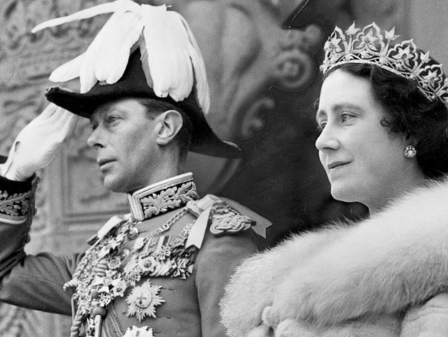 "Das Geheimnis des königlichen Hauses": Welches Geheimnis die Mutter von Königin Elizabeth über ihre Nichten verbarg