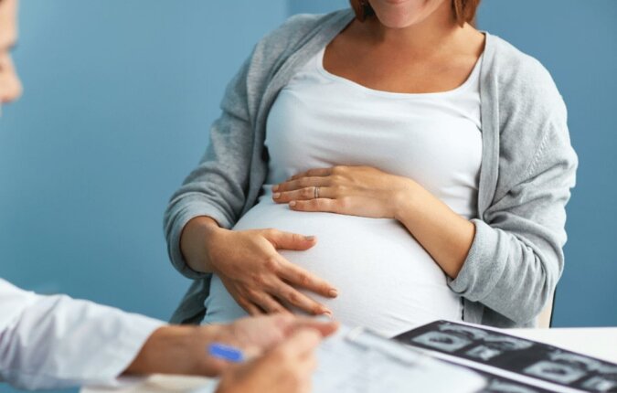 45 Minuten vor der Geburt ihres Babys fand eine Frau heraus, dass sie Mutter wird, Details