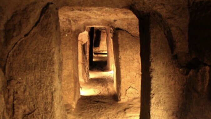 Die Labyrinthe einer alten unterirdischen Stadt. Quelle: www. travelask.сom