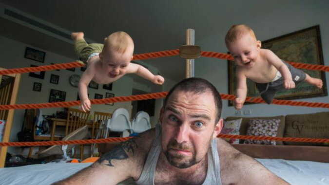 Ein Vater verwandelte sein Leben mit Zwillingen in ein lustiges Fotoprojekt, Details