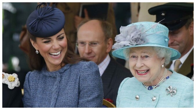 Kate Middleton und Elizabeth II.  Quelle: Getty Images
