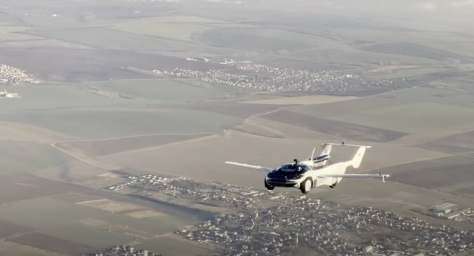 Nach fünfzehn Jahren Entwicklungszeit: Das fliegende Auto ist serienreif