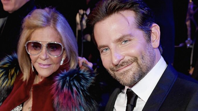 Bradley Cooper und seine Mutter. Quelle: Getty Images