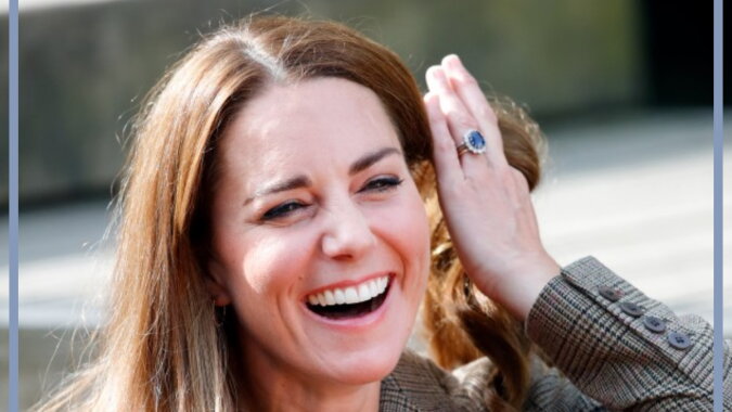 Kate Middleton mit dem Verlobungsring von Prinzessin Diana. Quelle: focus.com