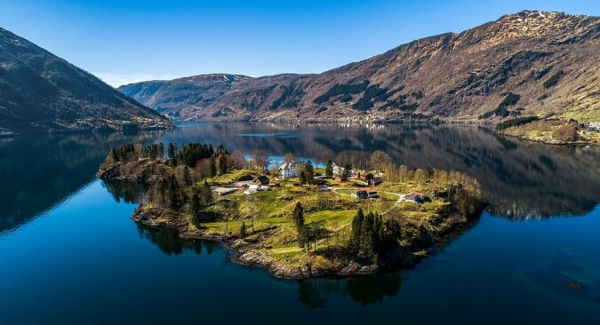 "Man kann eigene Insel haben": Ein kleiner Fjord in Norwegen wird für 2,8 Millionen Euro verkauft