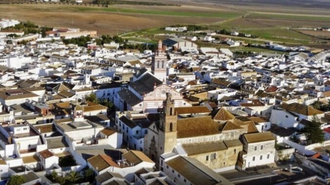 Die spanische Stadt Fuentes de Andalucía. Quelle: www. focus.сom