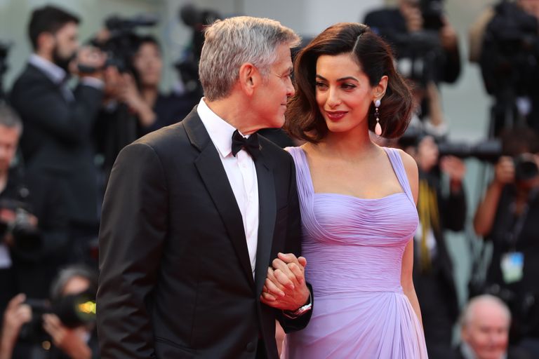 George und Amal Clooney erzählten, wie sie die Einladung ...